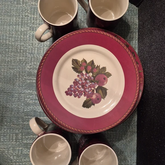 Vintage Elegant Fruity Dinnerware Set with Mugs - Picture 3 of 16